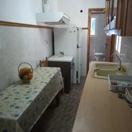 Apartment Nick Okeanis Syros