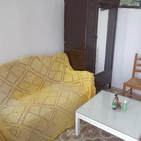 Nick Okeanis Syros Apartment *