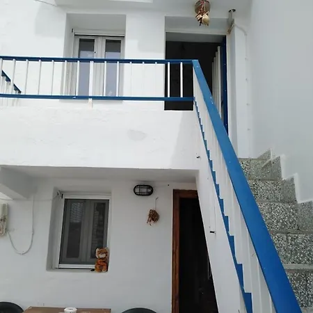 Nick Okeanis Syros Апартаменты Эрмуполис